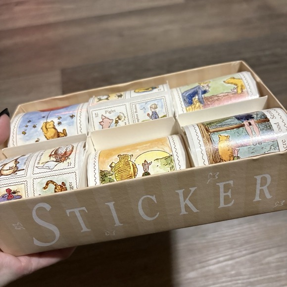 VTG Classic Winnie The Pooh Christopher Robin & Piglet Sticker Box Set - Picture 9 of 14